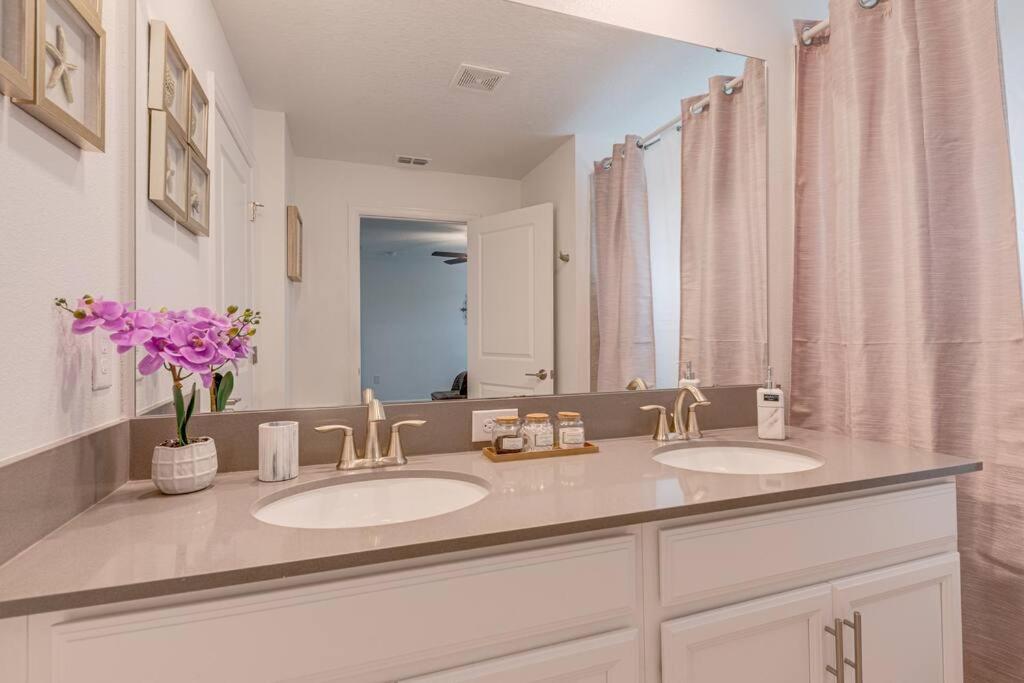 Newly Listed Townhouse Storey Lake, Free Waterpark Kissimmee Luaran gambar